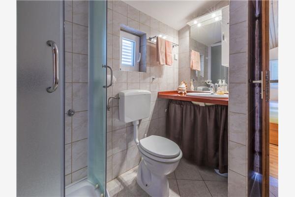 Apartment A3, for 5 persons