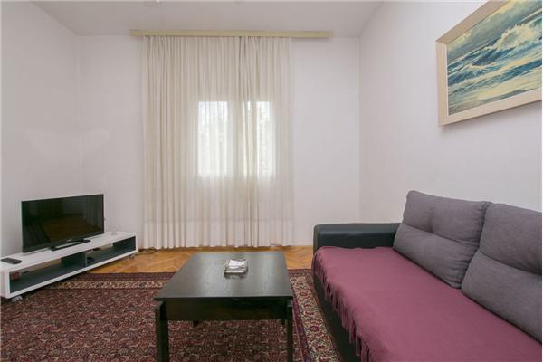 Apartment A1, for 6 persons