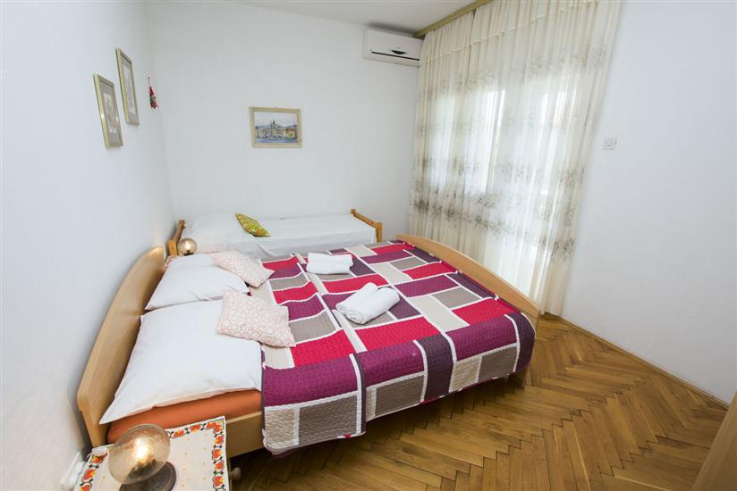 Apartment A1, for 6 persons