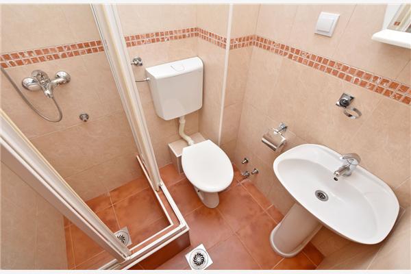 Room S2, for 2 persons