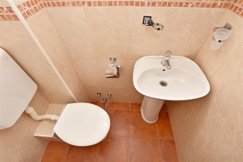 Room S2, for 2 persons