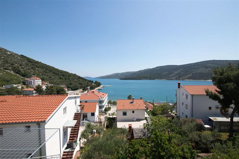 Apartment A2, for 3 persons