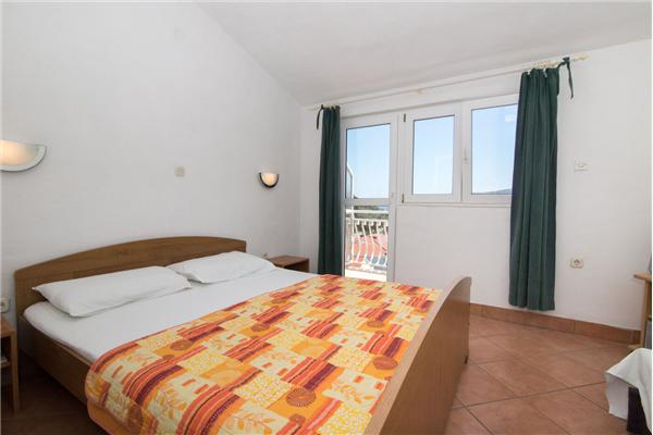 Apartment A1, for 3 persons