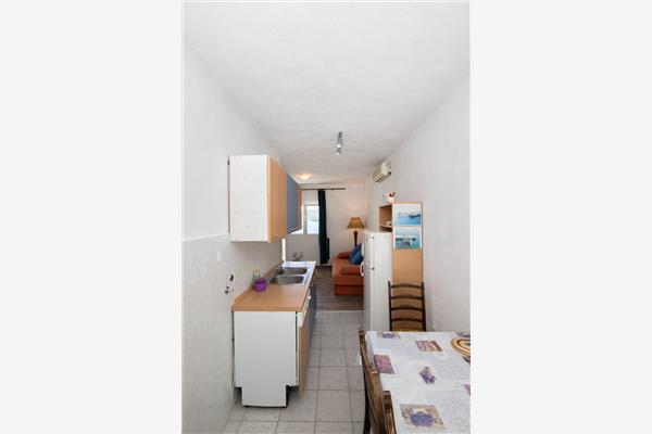Apartment A4, for 4 persons