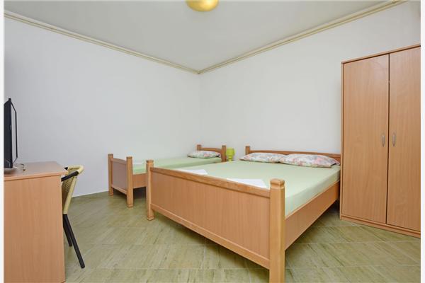 Apartment A4, for 3 persons