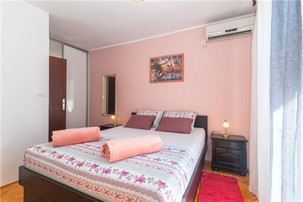 Apartment A1, for 3 persons