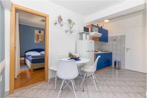 Apartment A2, for 3 persons