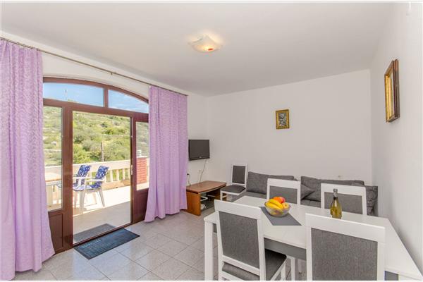 Apartment A4, for 4 persons