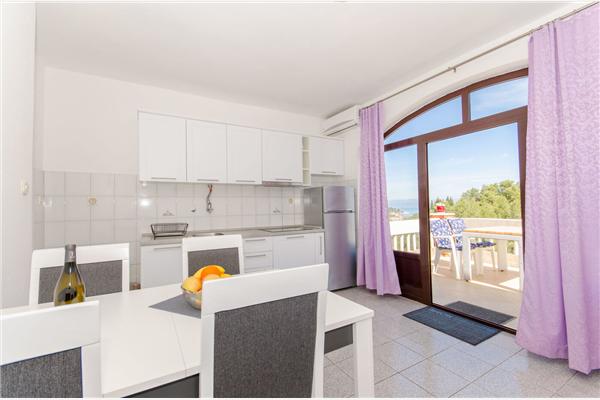 Apartment A4, for 4 persons