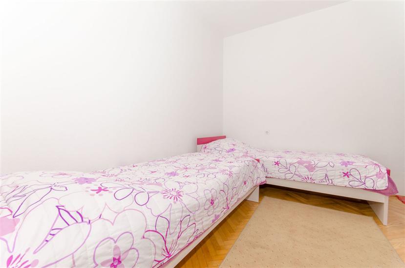 Apartment A4, for 4 persons