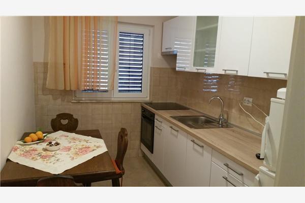 Apartment A1, for 4 persons
