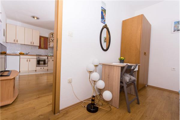 House K1, for 9 persons