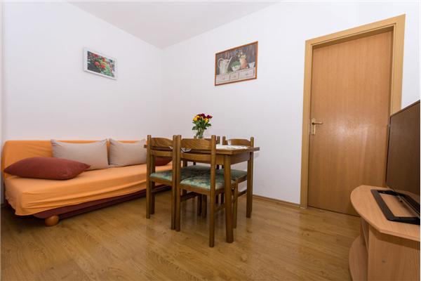 House K1, for 9 persons