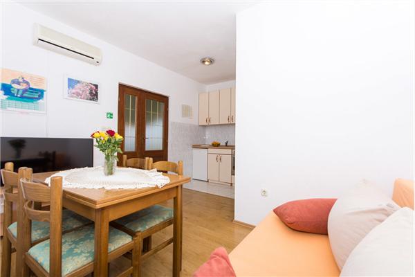 House K1, for 9 persons