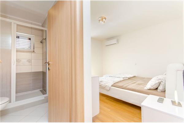 Apartment A5, for 6 persons