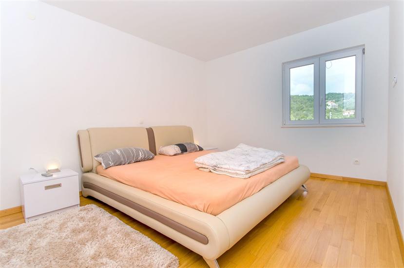 Apartment A5, for 6 persons