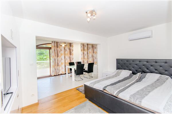 Apartment A5, for 6 persons