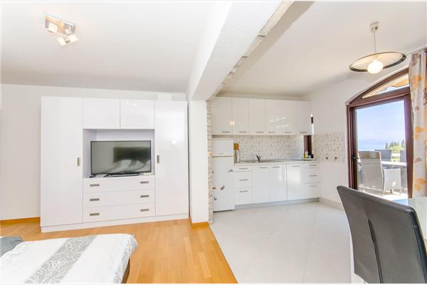 Apartment A5, for 6 persons