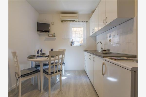 Apartment A3, for 3 persons