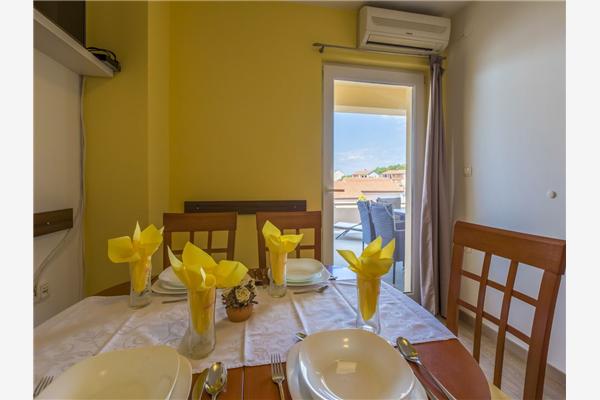 Apartment A1, for 4 persons