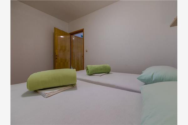 Apartment A4, for 3 persons