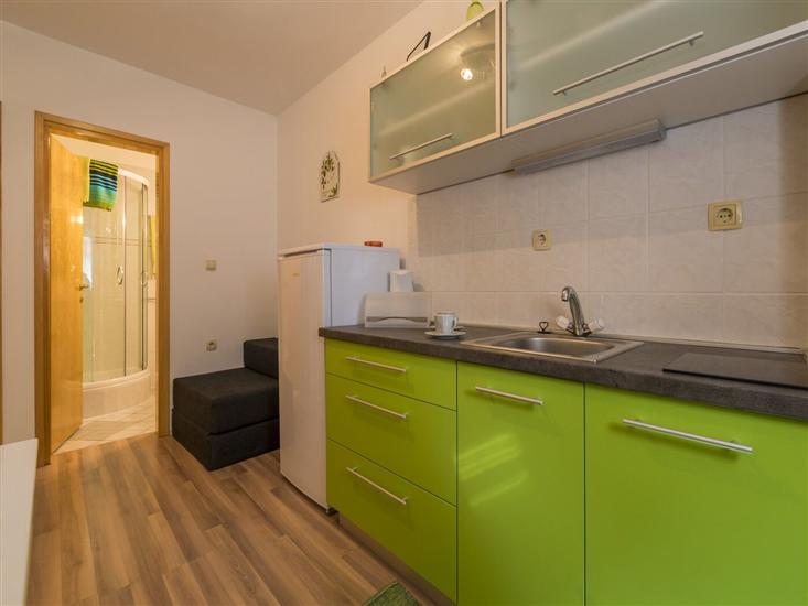 Apartment A4, for 3 persons