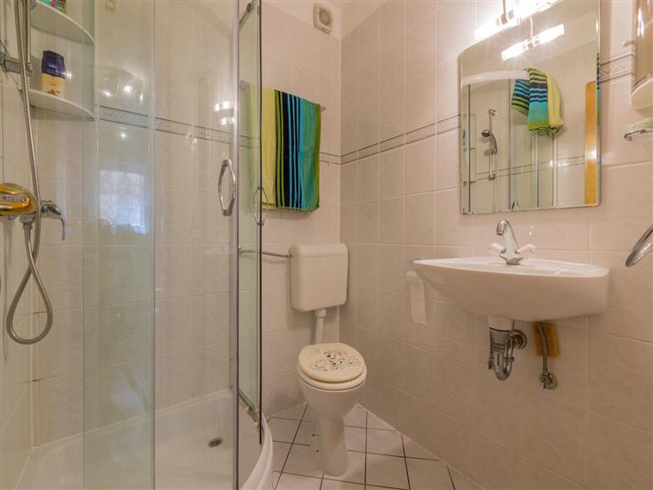 Apartment A4, for 3 persons