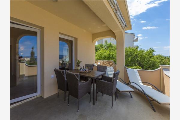 Apartment A2, for 4 persons