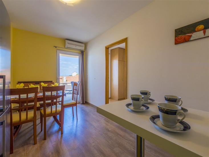 Apartment A1, for 4 persons