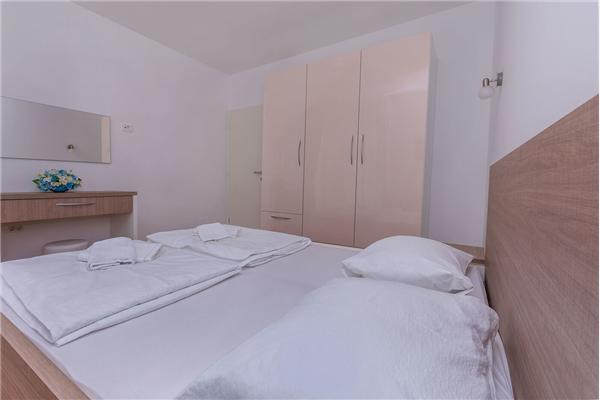 Apartment A4, for 4 persons