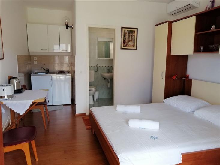 Apartment A2, for 2 persons