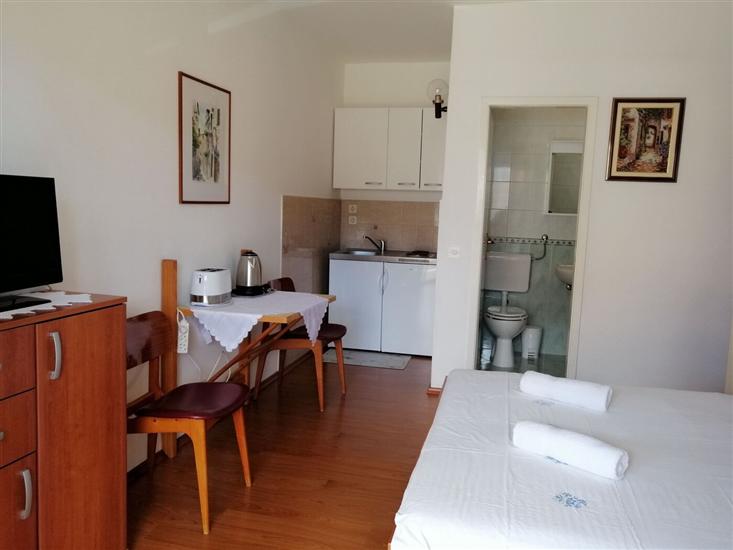 Apartment A2, for 2 persons
