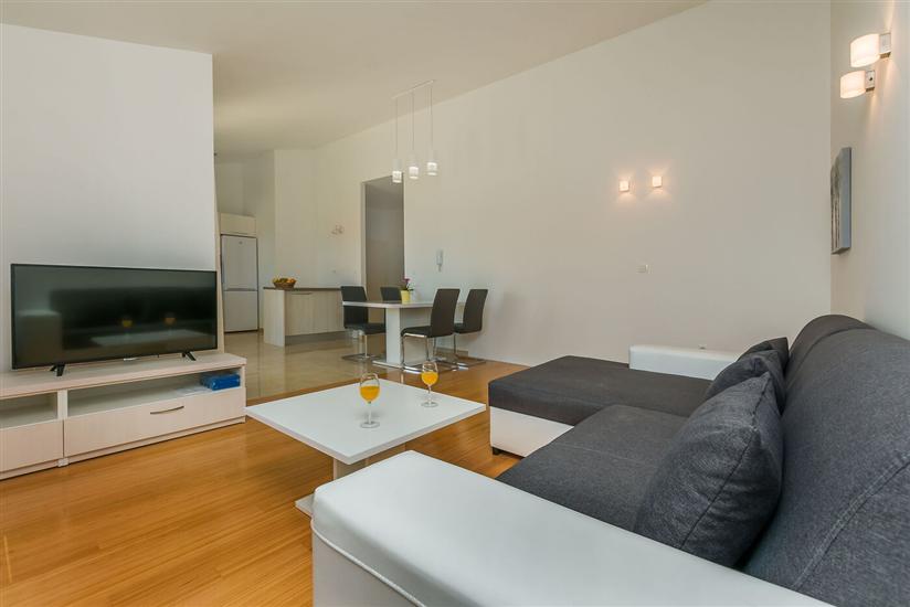 Apartment A7, for 4 persons
