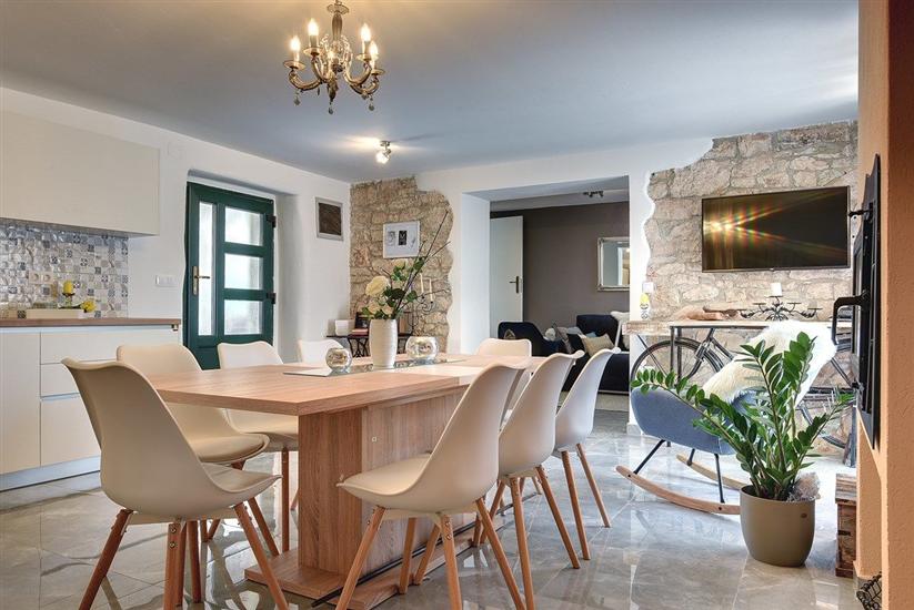 House K1, for 8 persons