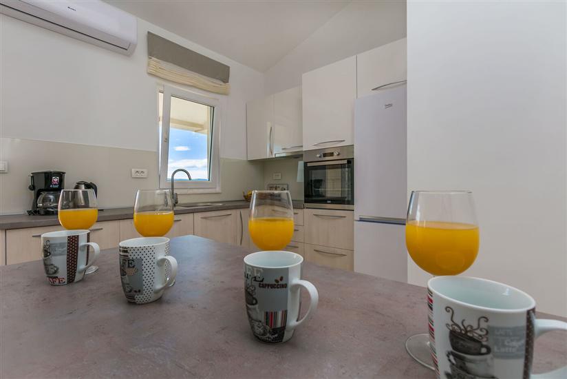 Apartment A6, for 4 persons