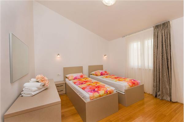 Apartment A6, for 4 persons