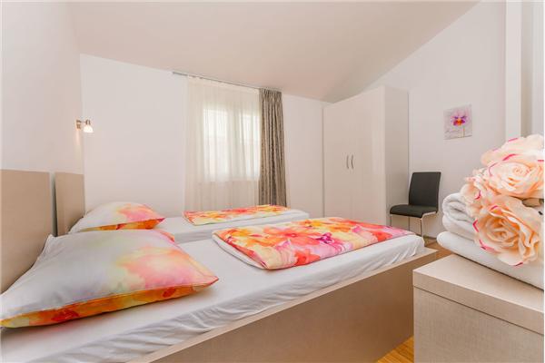 Apartment A6, for 4 persons