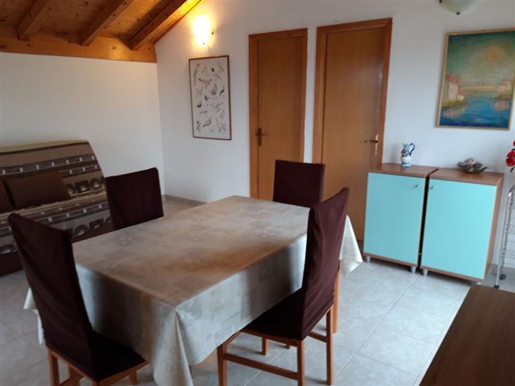 Apartment A2, for 5 persons
