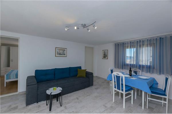 Apartment A1, for 6 persons