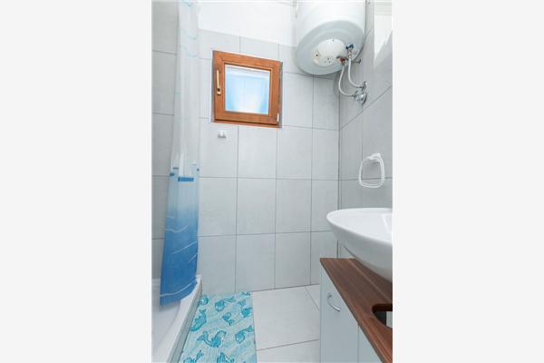 Apartment A1, for 6 persons