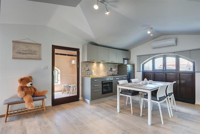 House K1, for 8 persons