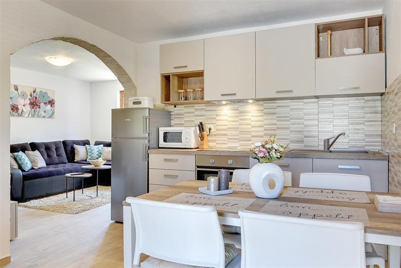 House K1, for 8 persons