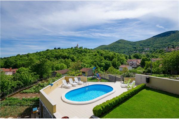 Apartment A2, for 7 persons