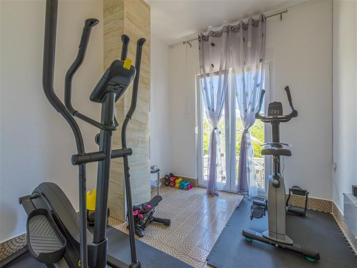 House K1, for 12 persons