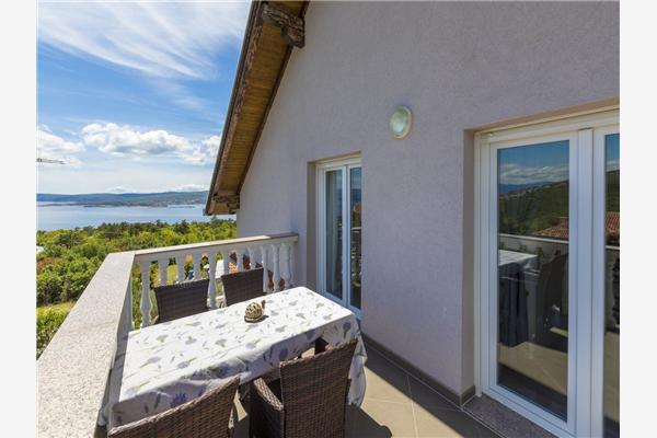 House K1, for 12 persons