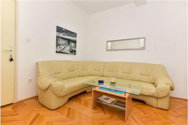 Apartment A4, for 4 persons