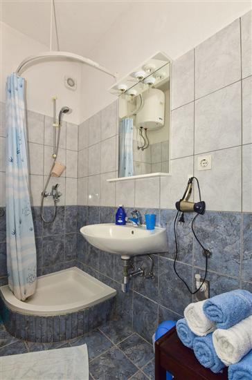 Apartment A4, for 4 persons