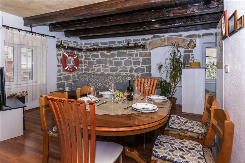 Apartment A1, for 5 persons