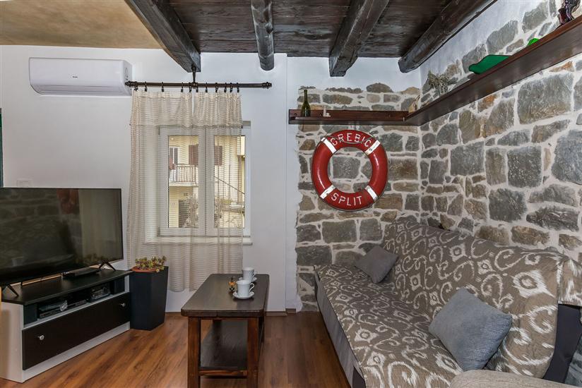 Apartment A1, for 5 persons