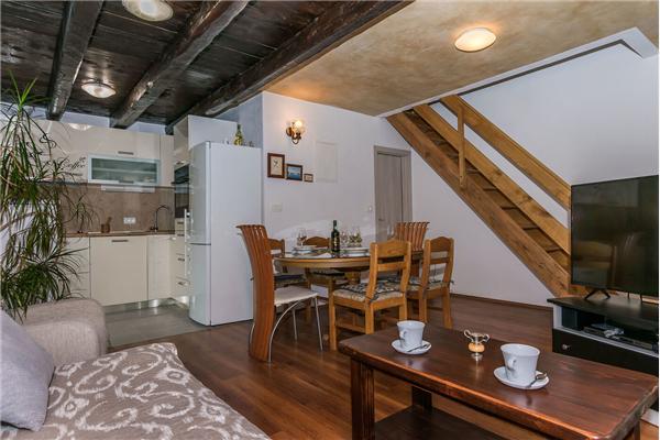 Apartment A1, for 5 persons